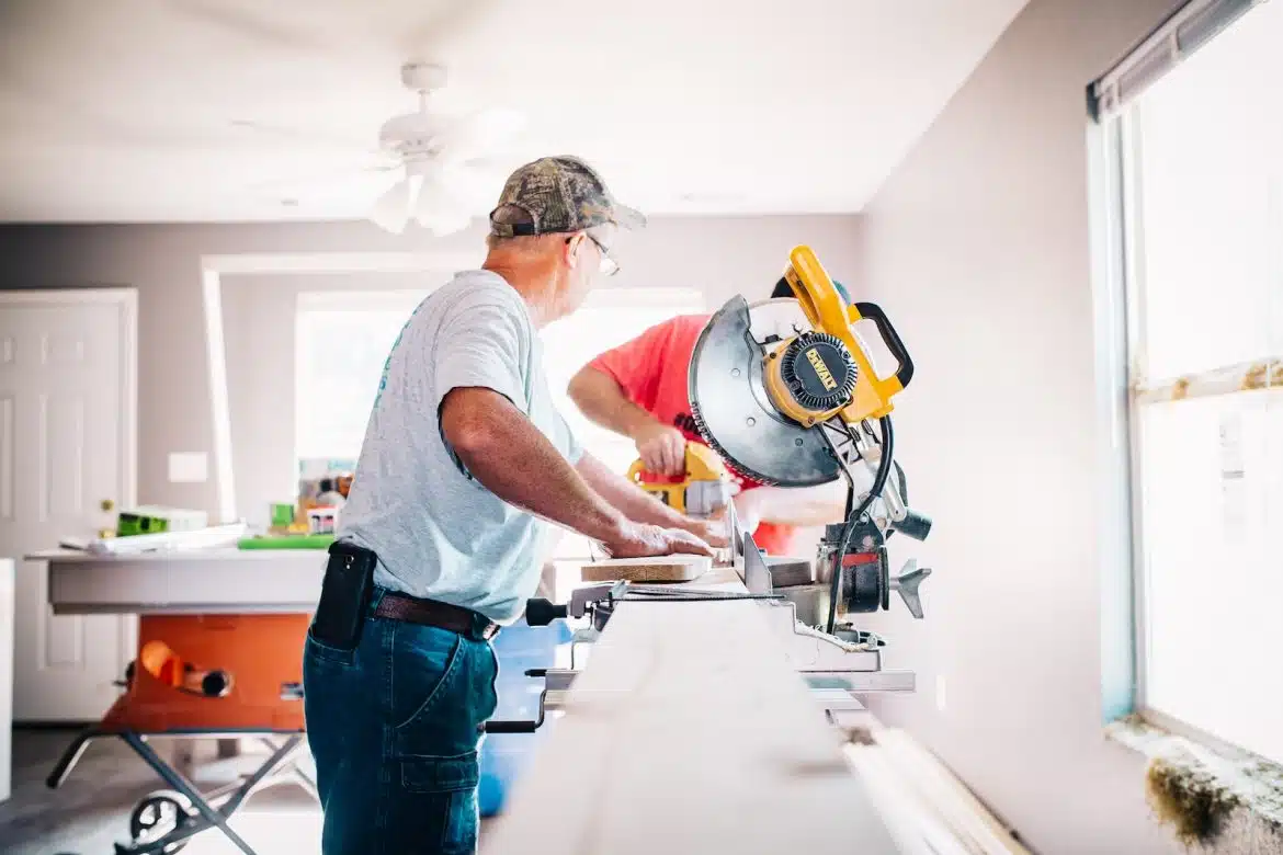 Réussir ses travaux de rénovation : les étapes clés à connaître pour un projet immobilier réussi